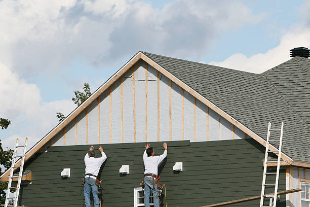 Professional Siding Contractor technician working in Taylors, SC